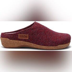 NEW Taos Woollery slip-on clog, US9-9.5 EU40